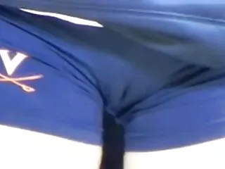 Busty anya fia dugnak ázsiai csaj maszturbálja magát