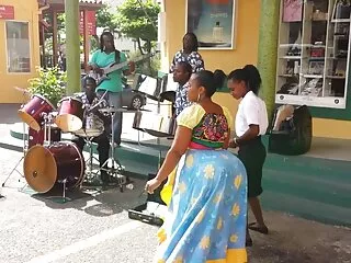 Carla Thompson és Rick 1. rész anya kiveri