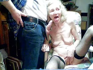 Desmond és Tommy szex anyaval crossdresser meleg videón
